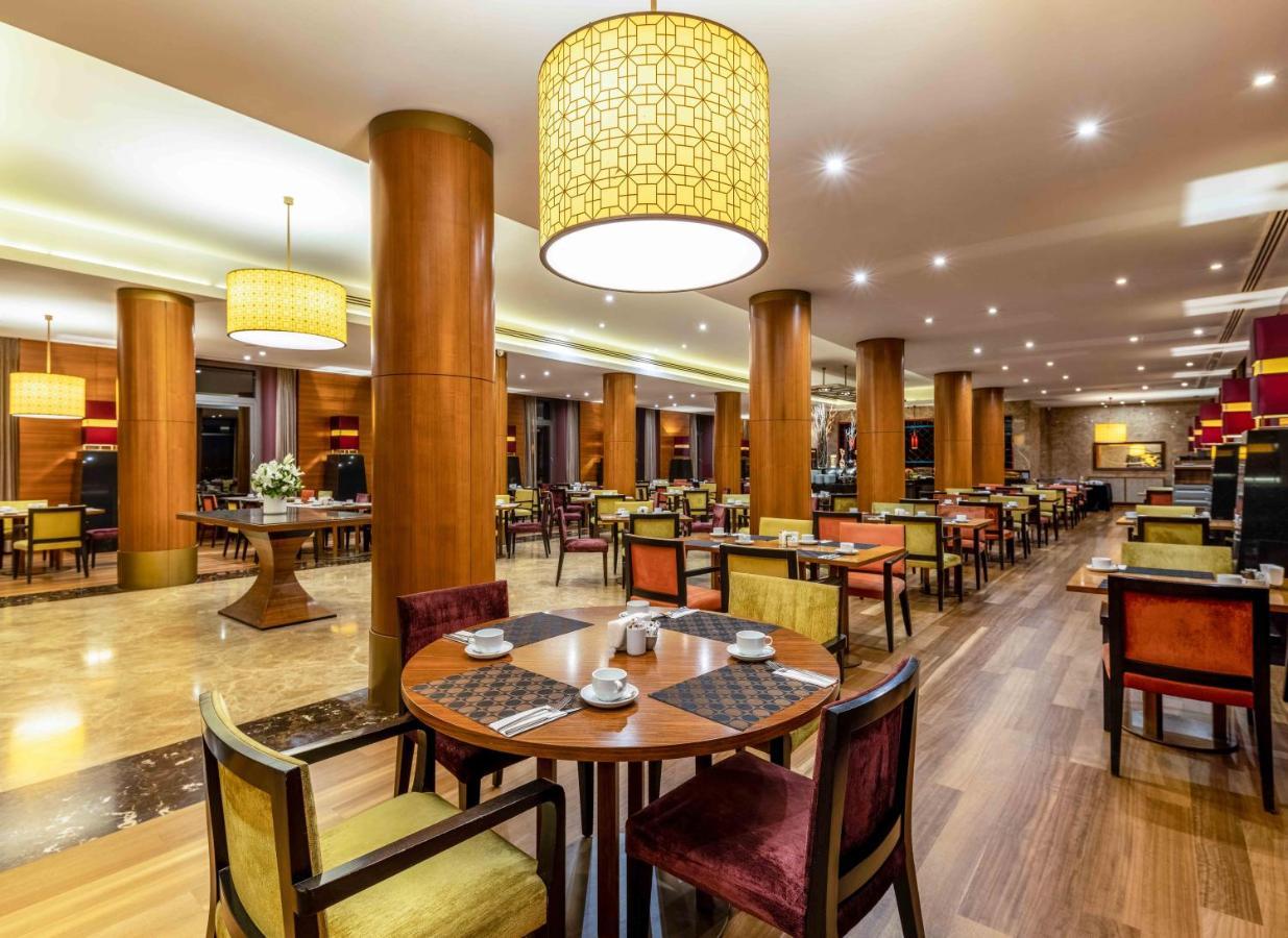 Hotel Celik Palas Convention Center & Thermal Spa Bursa Kültér fotó The restaurant