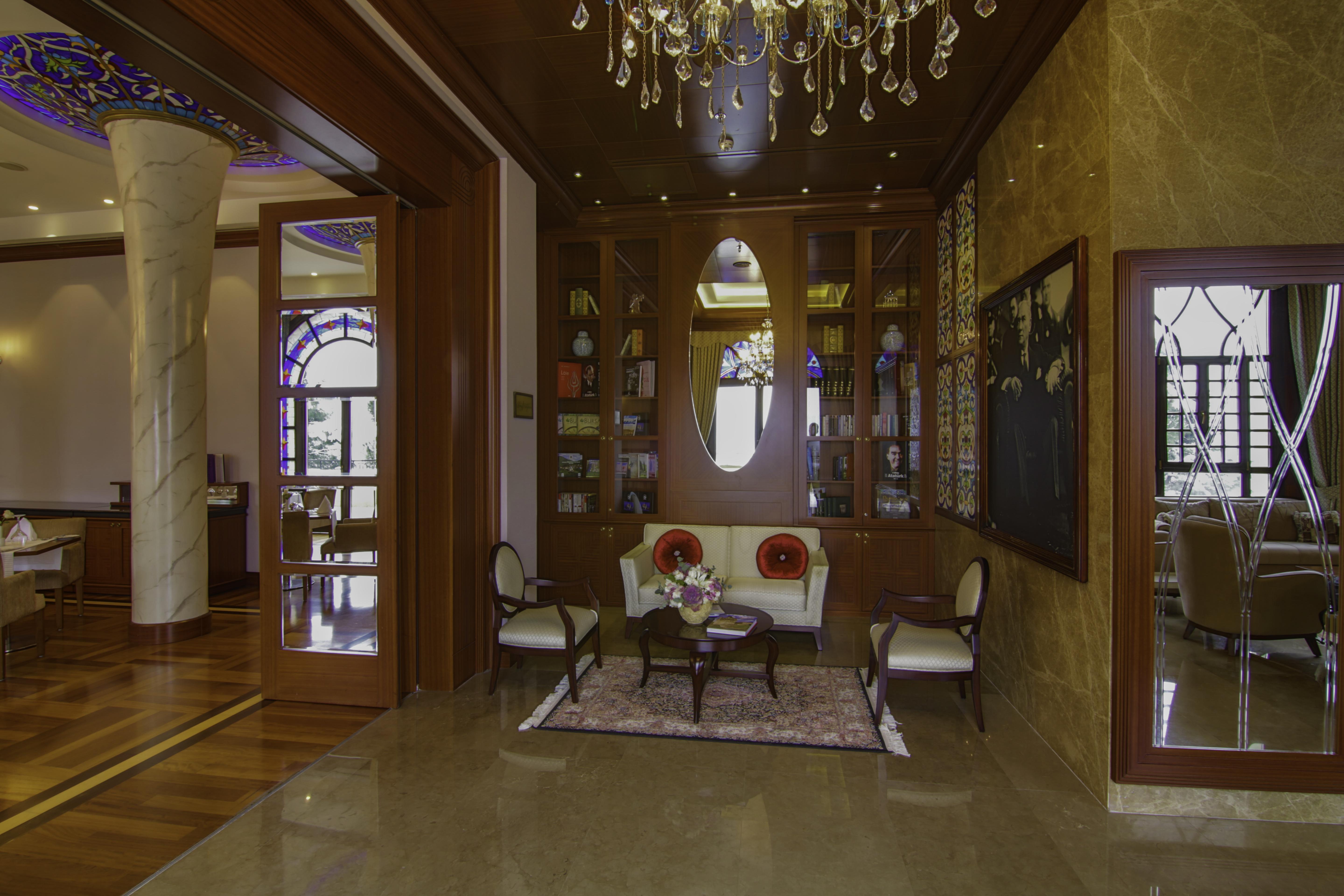 Hotel Celik Palas Convention Center & Thermal Spa Bursa Kültér fotó Interior of the hotel